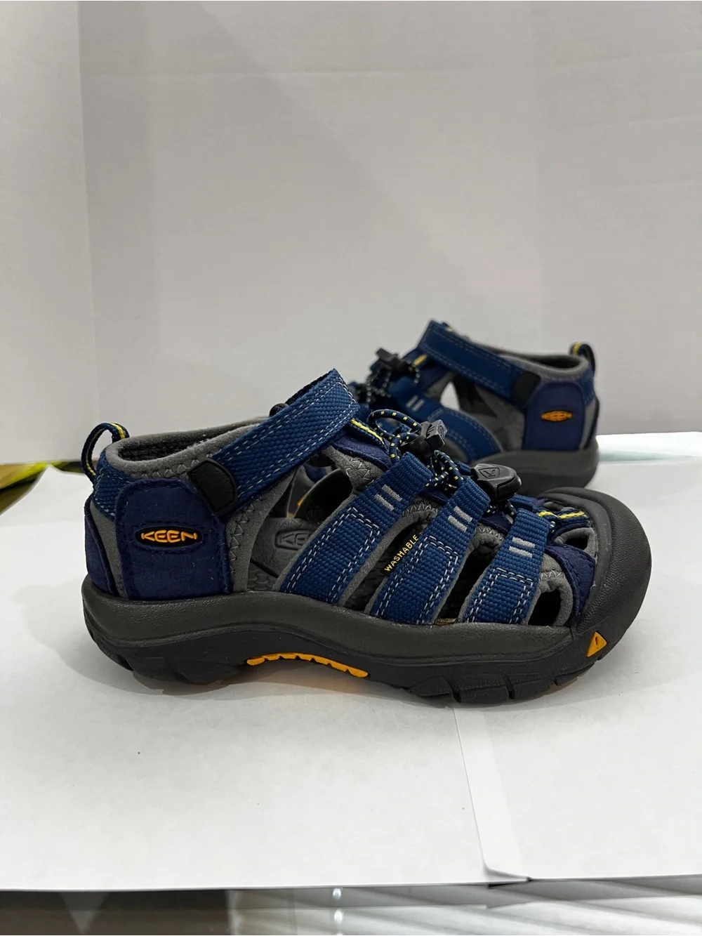 Keen Hiking water Sandal Shoes Newport H2 Navy Blue Closed-Toe Sport Size 11 T